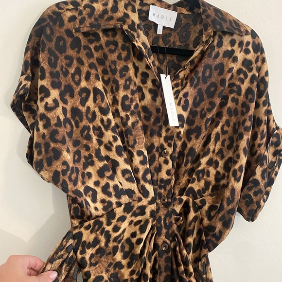 Mable NWT Vivian Leopard Midi Dress size Small - Picture 5 of 10